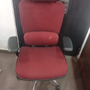Ergonomic Swivel Office Chair