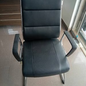 Executive Mid-Back Cantilever Visitor Chair