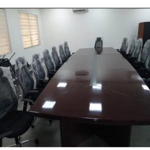 Regent High-Gloss Cherry Wood Executive Boardroom Table